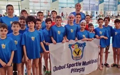 19 sportivi de la CSM Pitești s-au calificat la Campionatul național de înot pentru copii